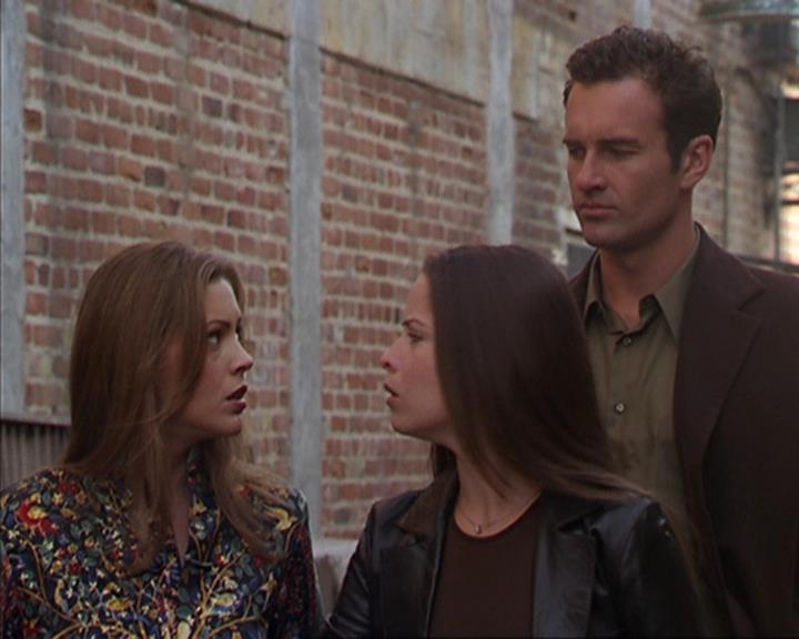 Charmed-Online_dot_net-4x03HellHathNoFury0788.jpg