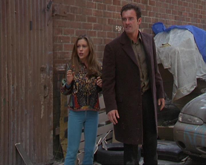 Charmed-Online_dot_net-4x03HellHathNoFury0842.jpg