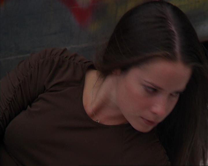 Charmed-Online_dot_net-4x03HellHathNoFury0875.jpg