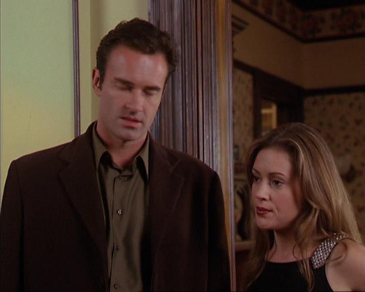 Charmed-Online_dot_net-4x03HellHathNoFury0923.jpg