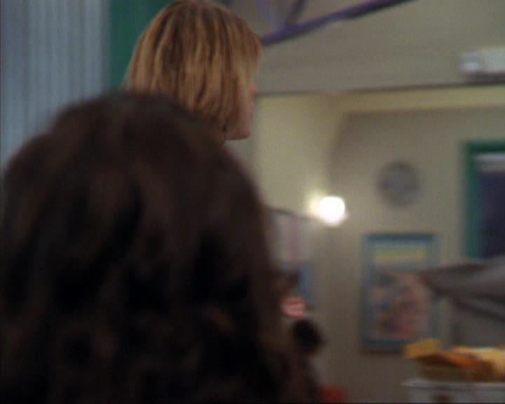 Charmed-Online_dot_net-4x03HellHathNoFury1107.jpg