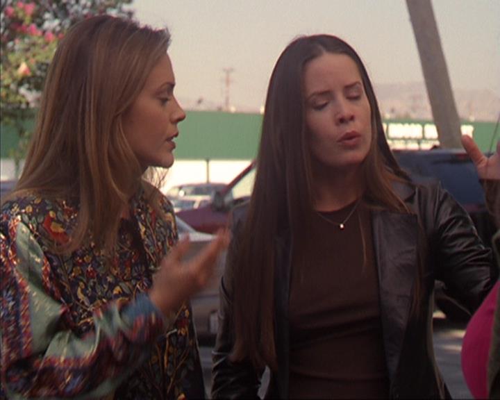 Charmed-Online_dot_net-4x03HellHathNoFury1239.jpg