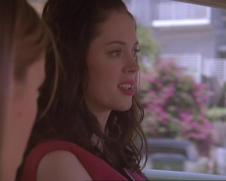 Charmed-Online_dot_net-4x03HellHathNoFury1353.jpg