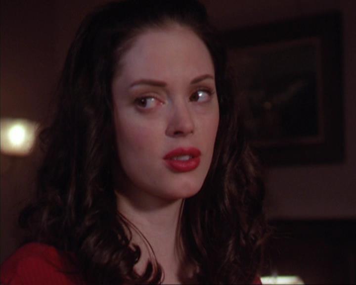 Charmed-Online_dot_net-4x03HellHathNoFury1605.jpg