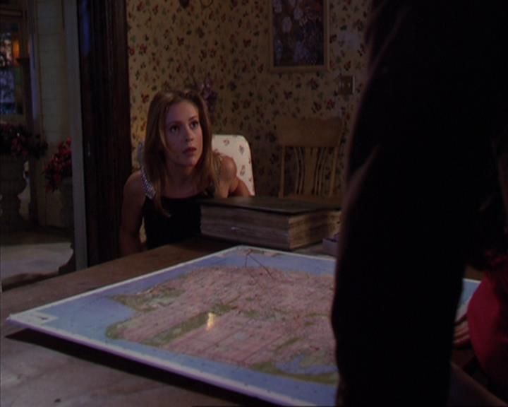 Charmed-Online_dot_net-4x03HellHathNoFury1755.jpg