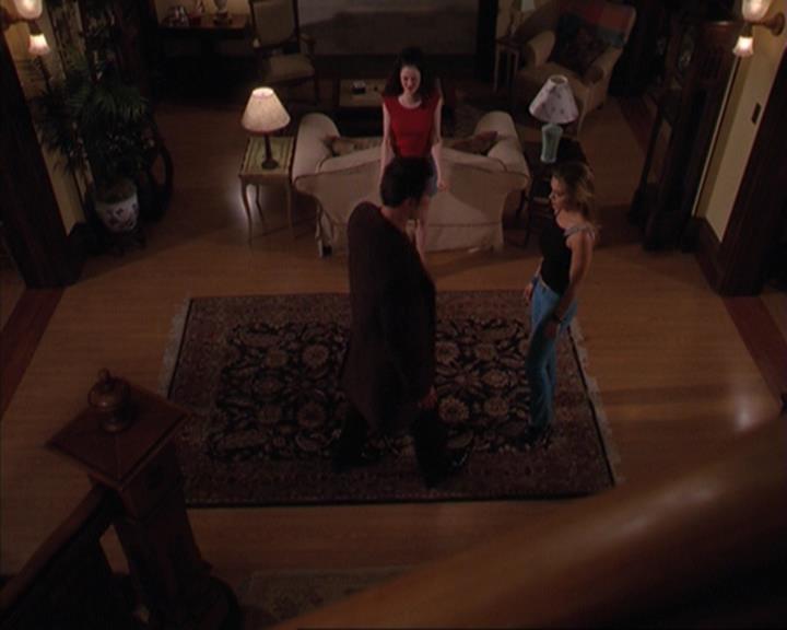 Charmed-Online_dot_net-4x03HellHathNoFury1824.jpg