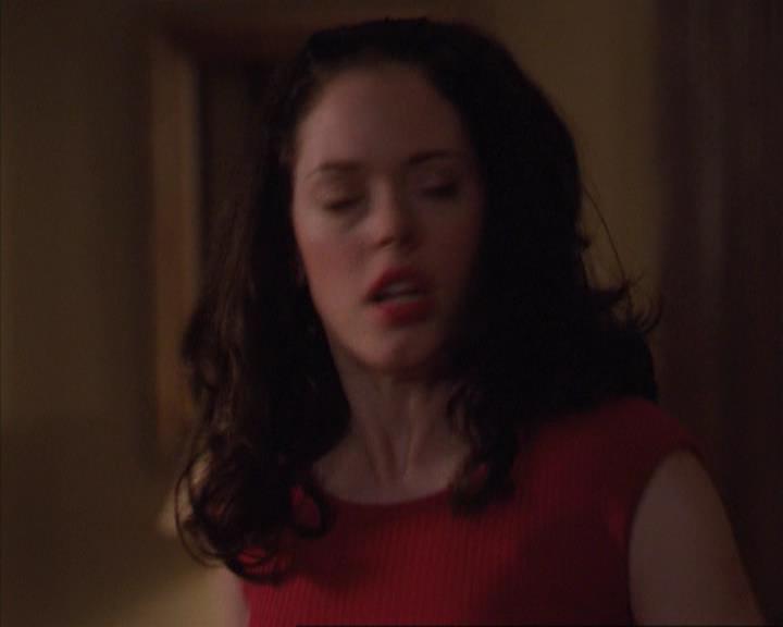 Charmed-Online_dot_net-4x03HellHathNoFury1887.jpg