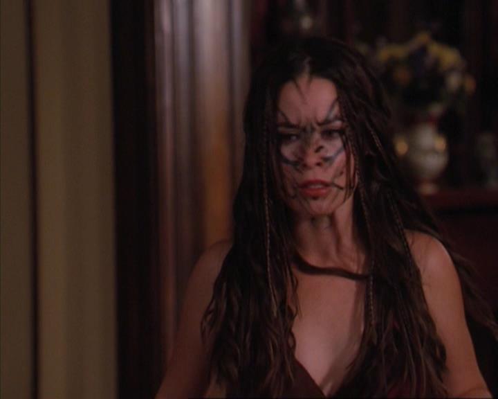 Charmed-Online_dot_net-4x03HellHathNoFury1925.jpg