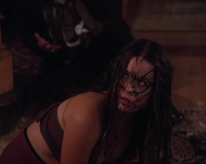 Charmed-Online_dot_net-4x03HellHathNoFury1952.jpg