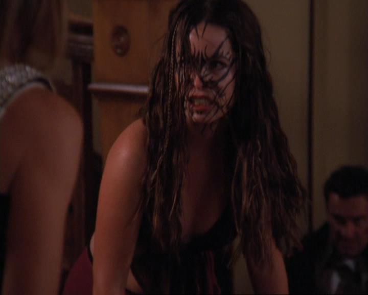 Charmed-Online_dot_net-4x03HellHathNoFury1957.jpg