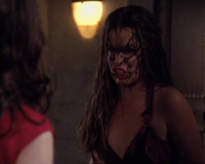 Charmed-Online_dot_net-4x03HellHathNoFury2023.jpg