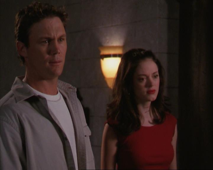 Charmed-Online_dot_net-4x03HellHathNoFury2027.jpg