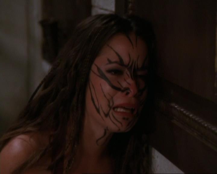 Charmed-Online_dot_net-4x03HellHathNoFury2041.jpg