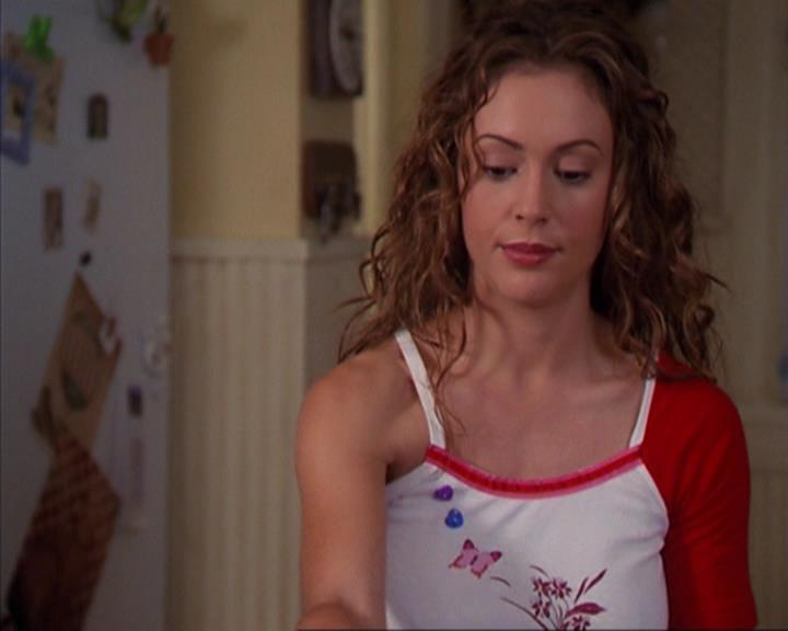 Charmed-Online_dot_net-4x03HellHathNoFury2088.jpg