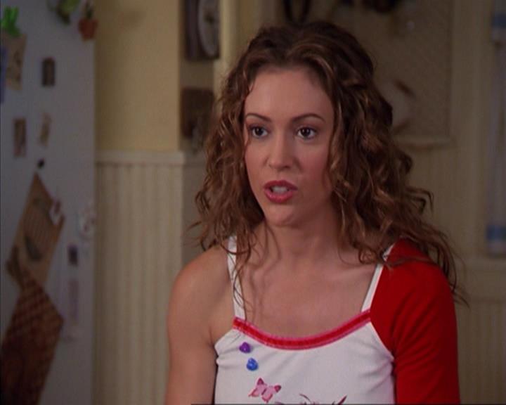 Charmed-Online_dot_net-4x03HellHathNoFury2091.jpg