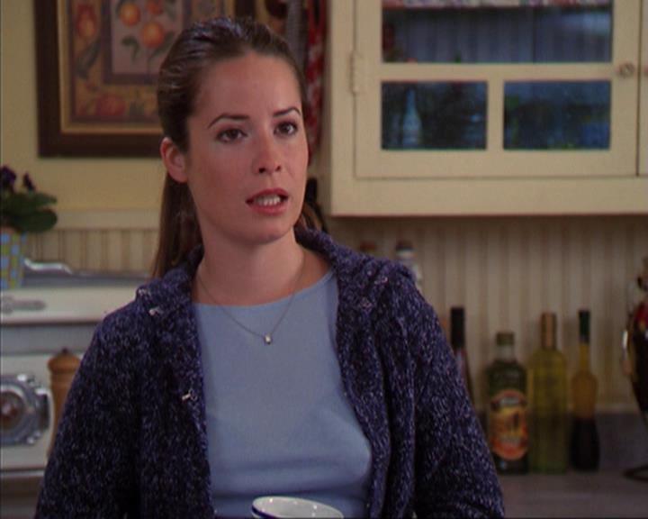 Charmed-Online_dot_net-4x03HellHathNoFury2095.jpg