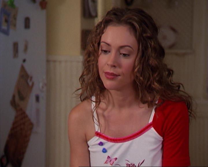 Charmed-Online_dot_net-4x03HellHathNoFury2097.jpg