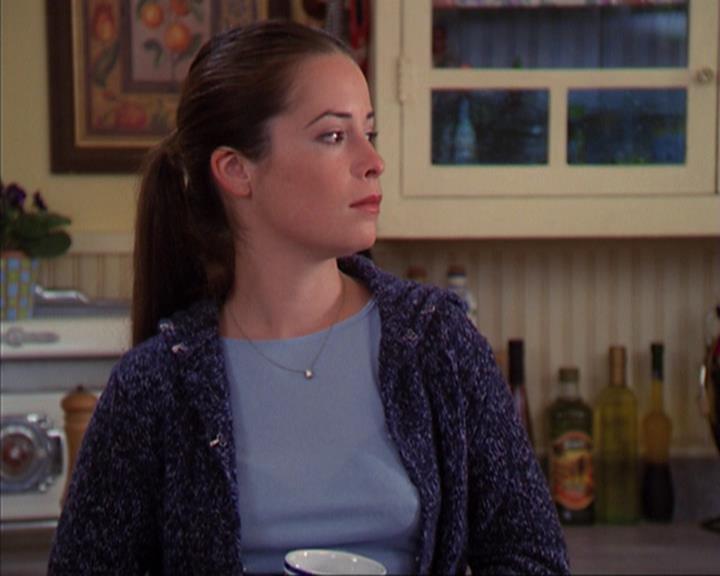 Charmed-Online_dot_net-4x03HellHathNoFury2101.jpg