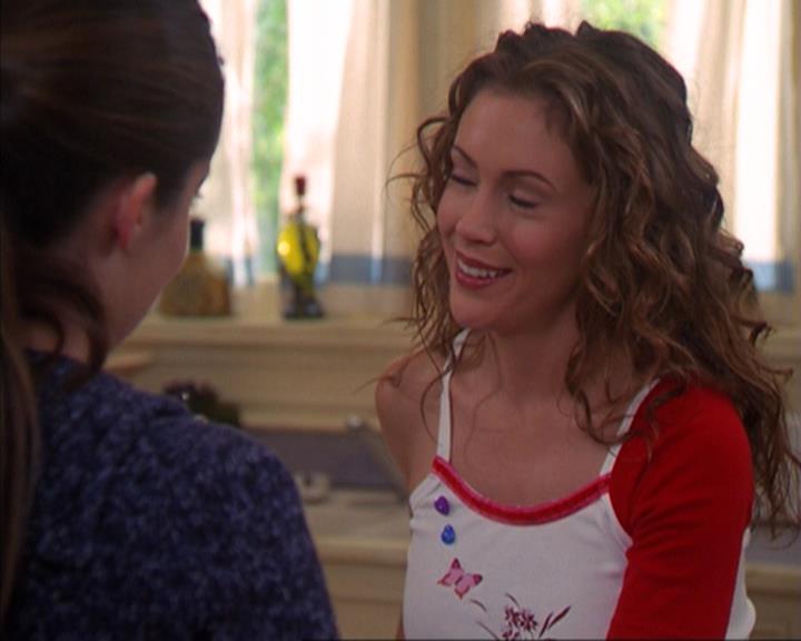 Charmed-Online_dot_net-4x03HellHathNoFury2130.jpg