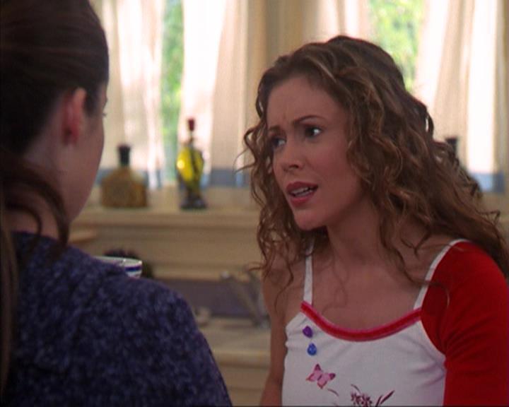 Charmed-Online_dot_net-4x03HellHathNoFury2132.jpg
