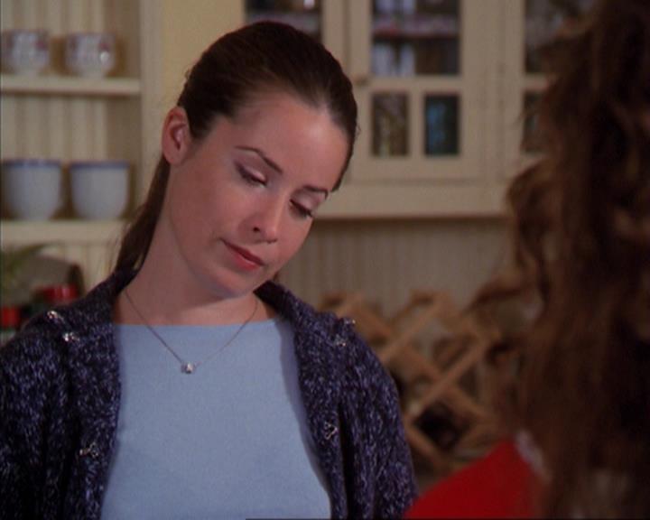 Charmed-Online_dot_net-4x03HellHathNoFury2145.jpg
