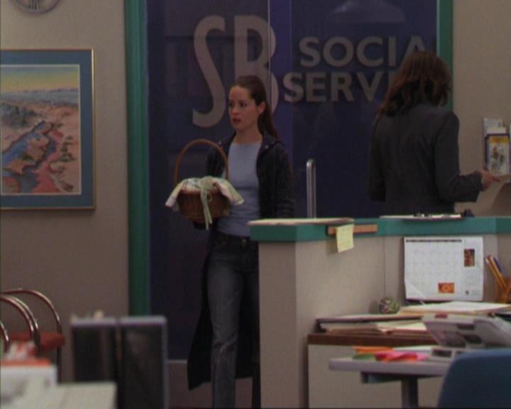 Charmed-Online_dot_net-4x03HellHathNoFury2187.jpg