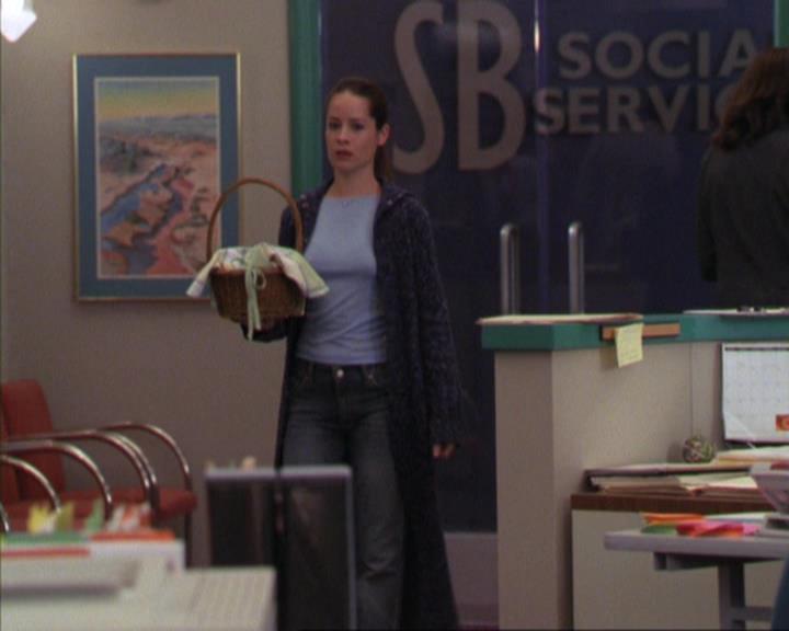Charmed-Online_dot_net-4x03HellHathNoFury2189.jpg