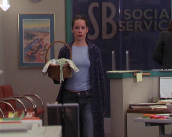 Charmed-Online_dot_net-4x03HellHathNoFury2193.jpg