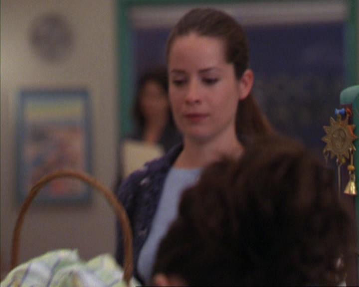 Charmed-Online_dot_net-4x03HellHathNoFury2197.jpg