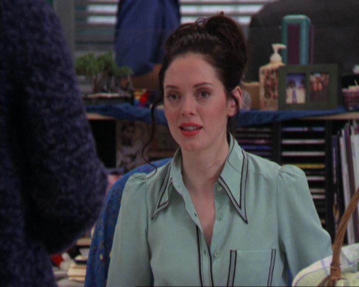 Charmed-Online_dot_net-4x03HellHathNoFury2220.jpg