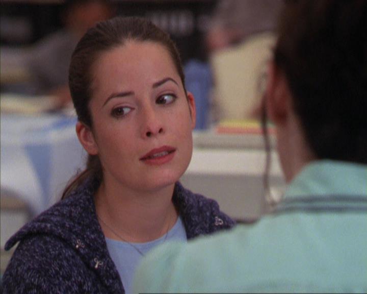 Charmed-Online_dot_net-4x03HellHathNoFury2288.jpg