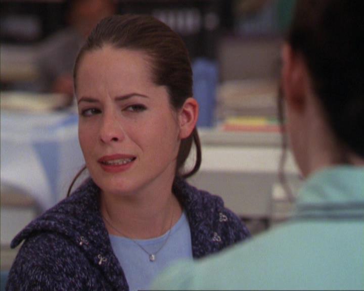 Charmed-Online_dot_net-4x03HellHathNoFury2290.jpg