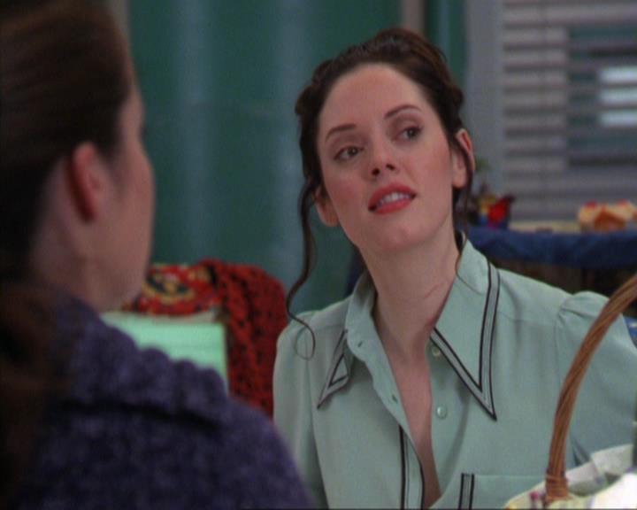 Charmed-Online_dot_net-4x03HellHathNoFury2291.jpg