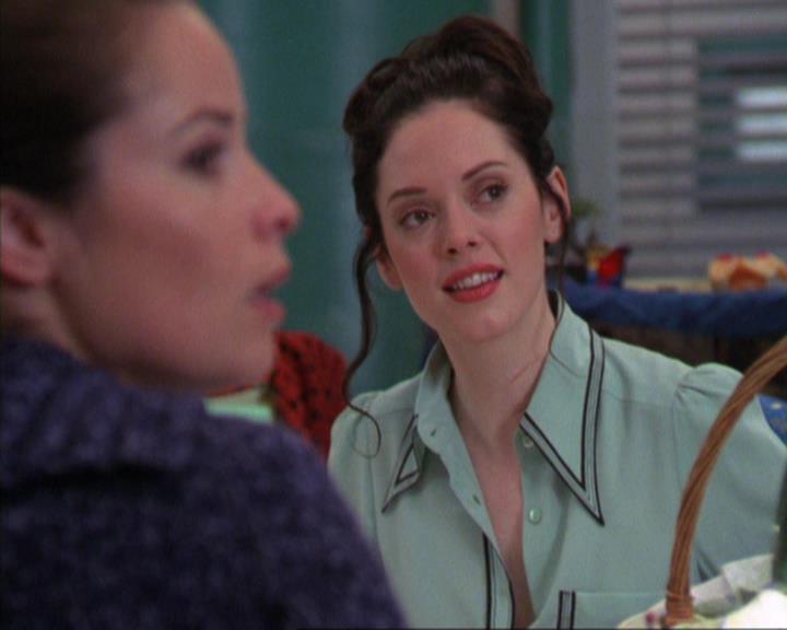 Charmed-Online_dot_net-4x03HellHathNoFury2292.jpg
