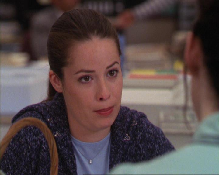 Charmed-Online_dot_net-4x03HellHathNoFury2304.jpg