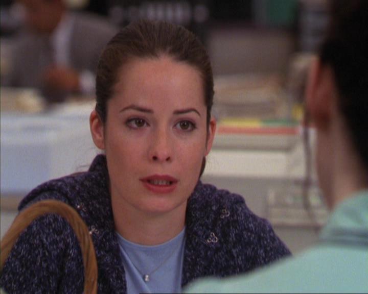 Charmed-Online_dot_net-4x03HellHathNoFury2307.jpg
