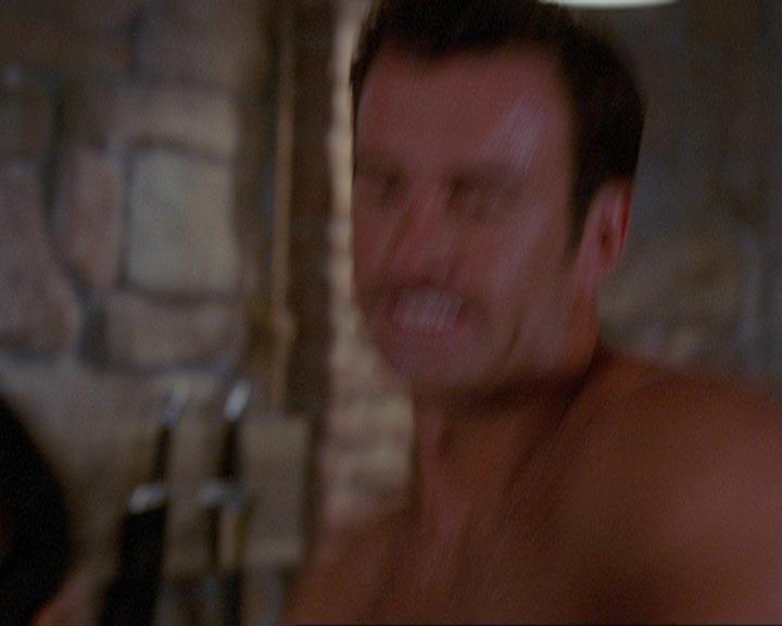 Charmed-Online_dot_net-4x04EnterTheDemon0027.jpg