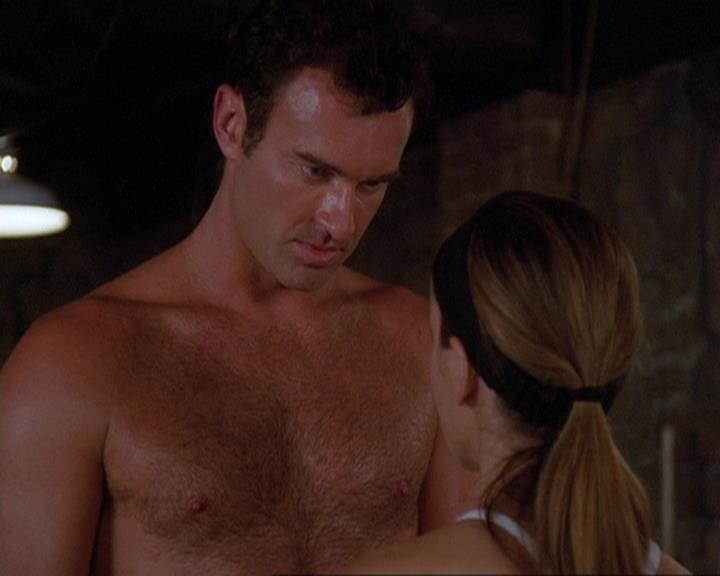 Charmed-Online_dot_net-4x04EnterTheDemon0106.jpg