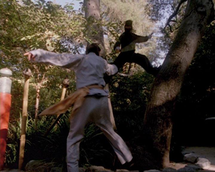 Charmed-Online_dot_net-4x04EnterTheDemon0197.jpg