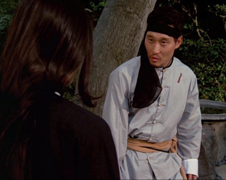 Charmed-Online_dot_net-4x04EnterTheDemon0213.jpg