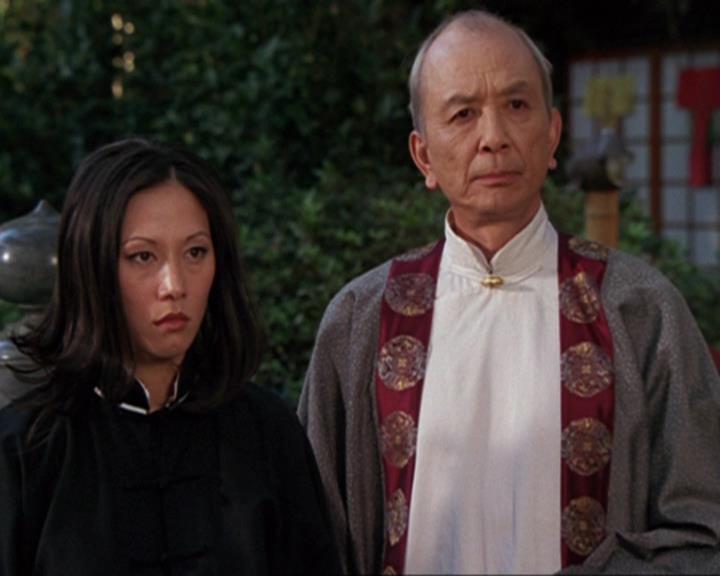 Charmed-Online_dot_net-4x04EnterTheDemon0234.jpg