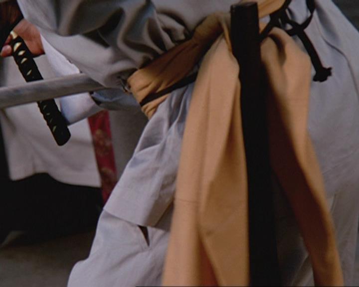 Charmed-Online_dot_net-4x04EnterTheDemon0237.jpg