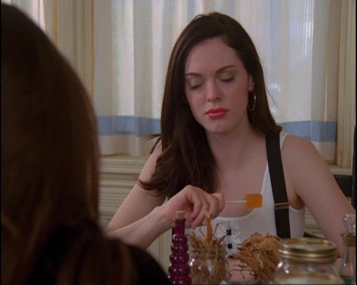 Charmed-Online_dot_net-4x04EnterTheDemon0334.jpg