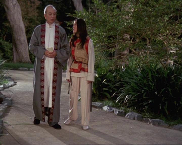 Charmed-Online_dot_net-4x04EnterTheDemon0487.jpg