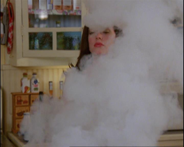 Charmed-Online_dot_net-4x04EnterTheDemon0581.jpg