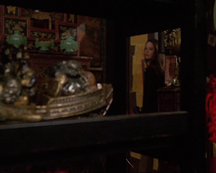 Charmed-Online_dot_net-4x04EnterTheDemon0757.jpg