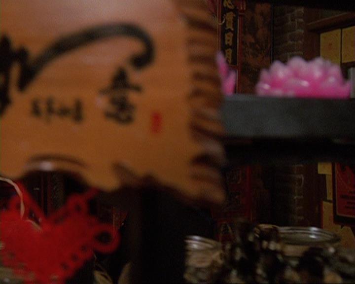 Charmed-Online_dot_net-4x04EnterTheDemon0761.jpg