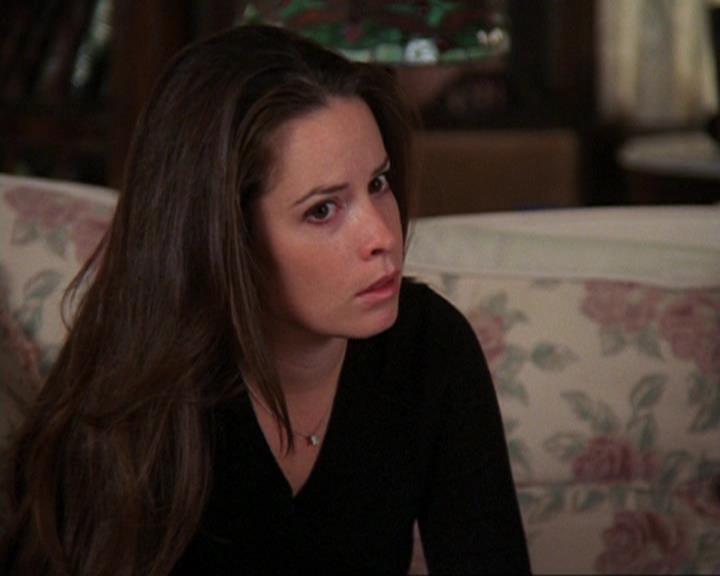 Charmed-Online_dot_net-4x04EnterTheDemon0857.jpg