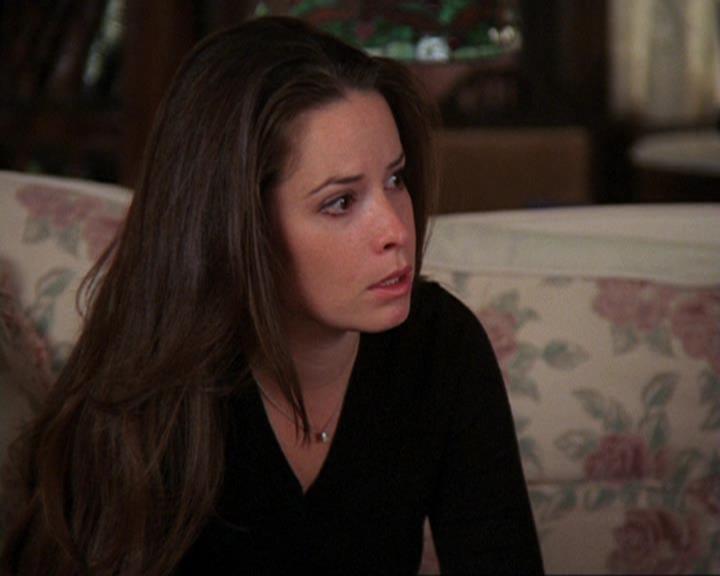 Charmed-Online_dot_net-4x04EnterTheDemon0862.jpg