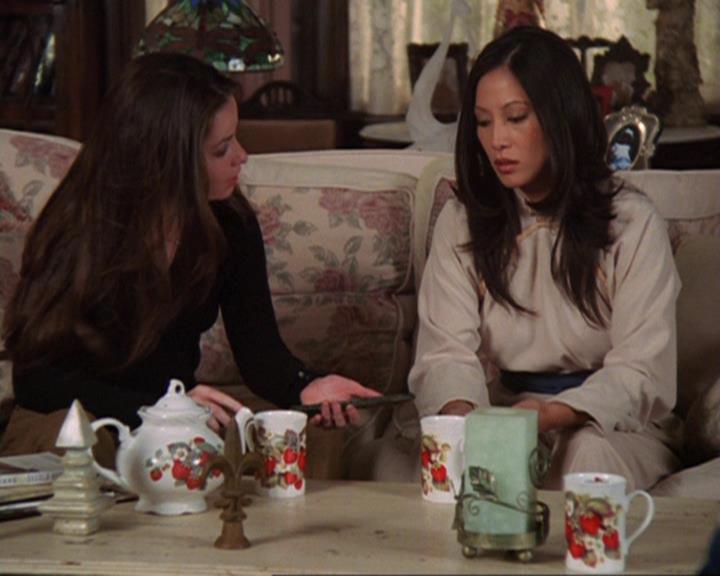 Charmed-Online_dot_net-4x04EnterTheDemon0877.jpg